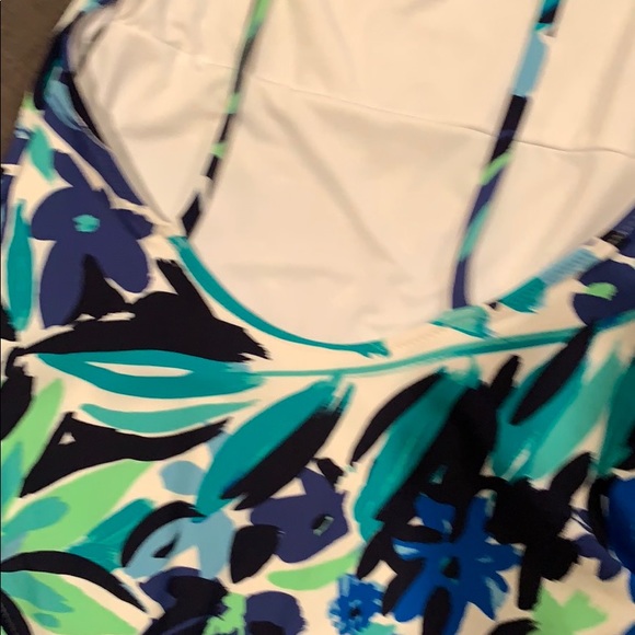 Floral one piece cheeky watercolor suit - Picture 5 of 7